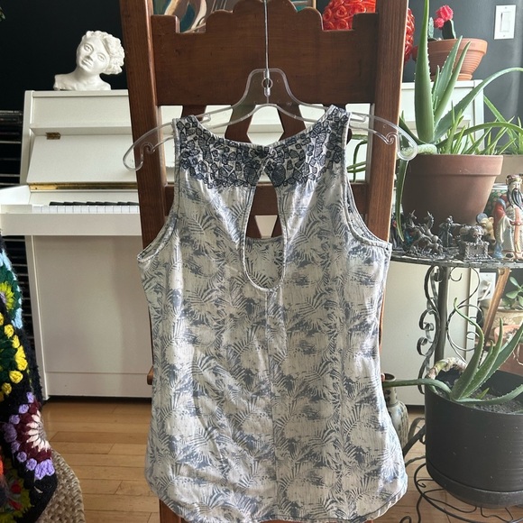 Blue Embellished Cut Out Tank Top Small - Picture 14 of 15